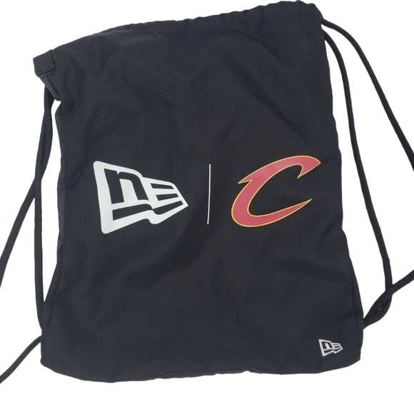 New Era Cleveland Cavaliers Logo Gym-sack Pullstring Bag Black - Picture 1 of 8